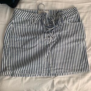 Pacsun Jean skirt